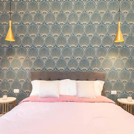 Charming In The Centre Of *